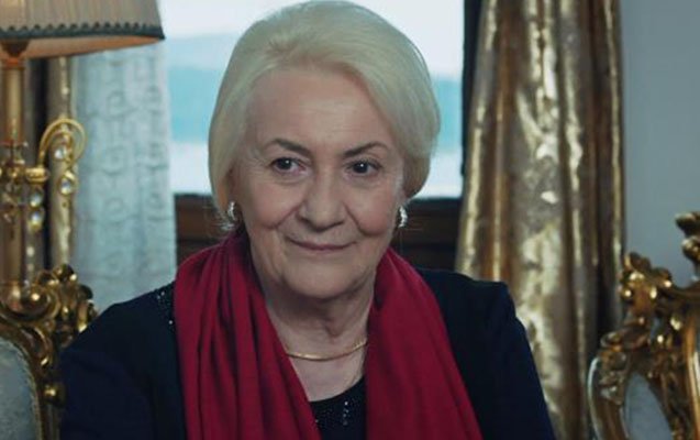 Məşhur aktrisa iflic oldu, serialdan ayrıldı
