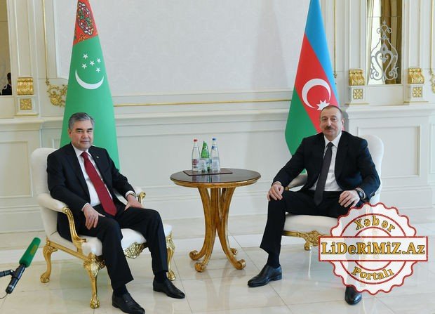 İlham Əliyev Qurbanqulu Berdiməhəmmədovla görüşdü
