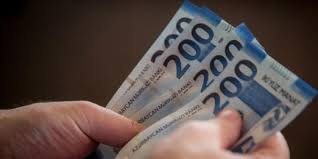 Elm və təhsil müəssisələrində azı 25 il çalışmış şəxslərə Prezident təqaüdü veriləcək – RƏSMİ