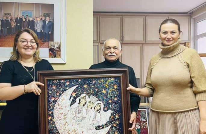 Qənirə Paşayeva və Arzu Bağırova xalq rəssamı Arif Hüseynovun emalatxanasında olublar – FOTOLAR