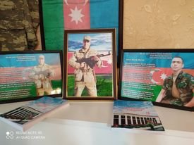 Esmira Günəşin "Unutmadıq Şəhidim!" Kitabı şəhid Bilal Qənbərovun ailəsinə təqdim olunub