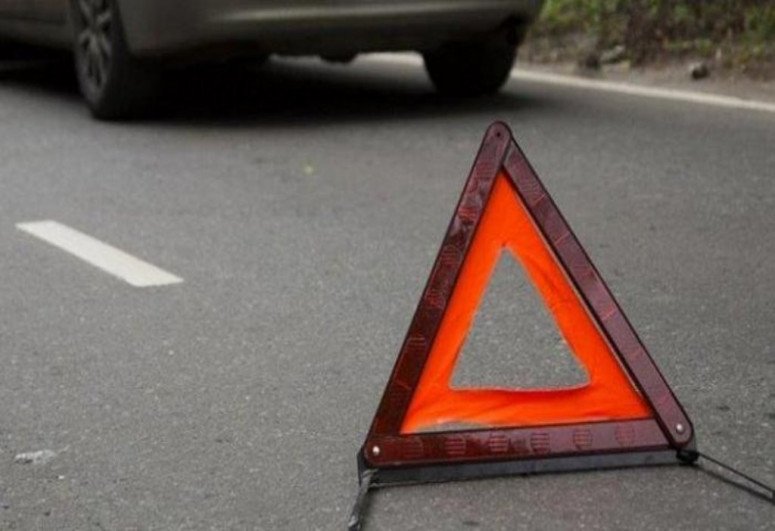 Samuxda azyaşlını maşın vurub
