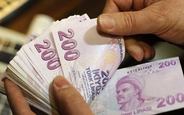 Lirə yenə ucuzlaşdı.