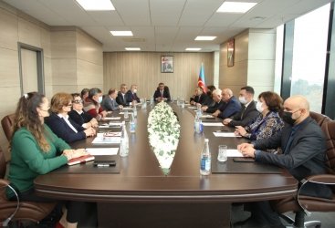 QHT-lərə Dövlət Dəstəyi Agentliyinin Zəfər Günü münasibətilə növbədənkənar iclası keçirilib
