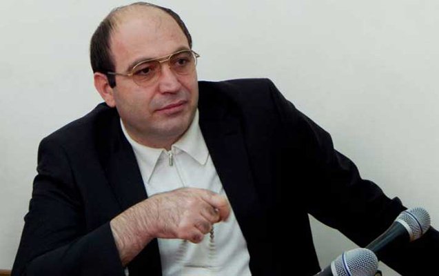 Paşinyanın mükafatlandırdığı kriminal avtoritet atışmada öldürüldü.