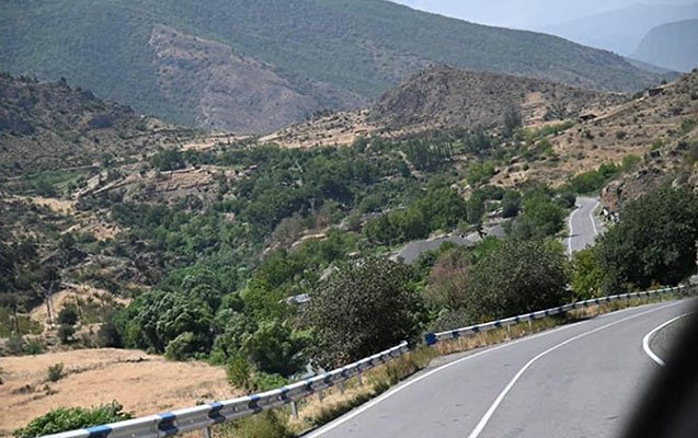 Azərbaycan Qafan-Çakaten yolunda gömrük məntəqəsi yaradır.