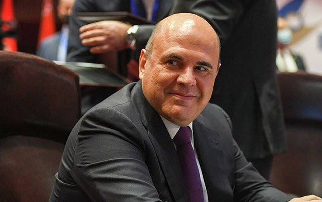 Mişustin İrəvanda caz kluba getdi.