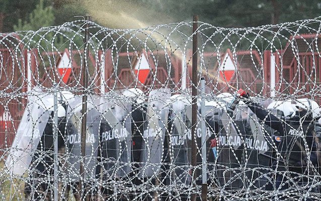 Aİ Belarusdakı miqrantlar üçün milyonlarla avro ayıracaq.