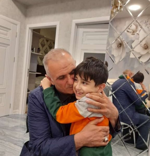 Uşaqlar bizim gələcəyimizdir.