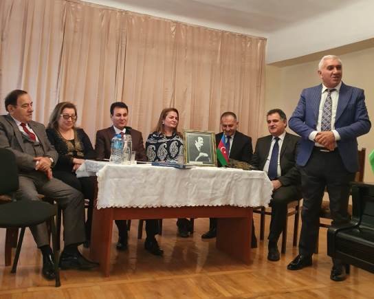 Azərbaycan Milli Konservatoriyasının nəzdindəki Sumqayıt Musiqi Kollecində Xalq artisti, mərhum xanəndə Canəli Əkbərovun xatirə gecəsi keçirilib
