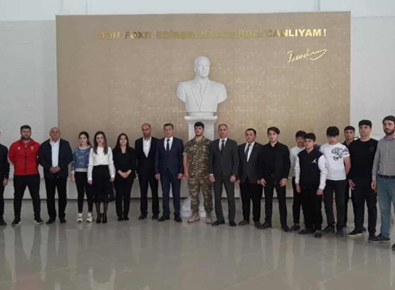 Şabran rayon Heydər Əliyev mərkəzində"Ulu Öndərin ömür yolu Vətənə və xalqa xidmət nümunəsidir" mövzusunda dəyirmi masa keçirilmişdir.