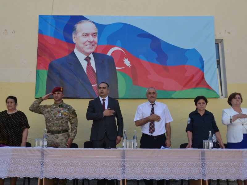 Şabran rayon Tofiq Abbasov adına 1 nömrəli məktəb də Son zəng  keçrildi.