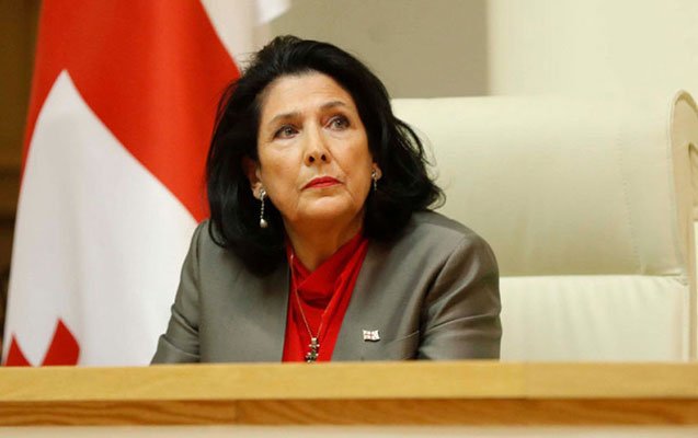 Gürcüstan Prezidenti özünütəcrid rejiminə keçdi