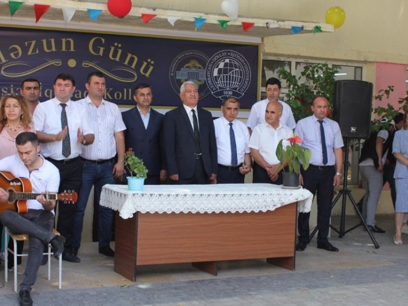 Sosial-İqtisadi Kollecdə “Məzun Günü”qeyd edildi - FOTOLAR