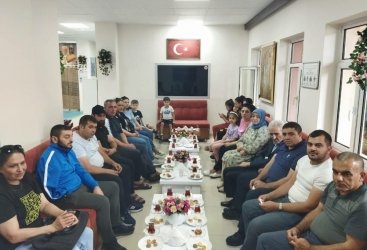 Ankarada müalicə alan qazimiz və digər hərbi qulluqçular Qurban bayramı münasibətilə ziyarət olunublar