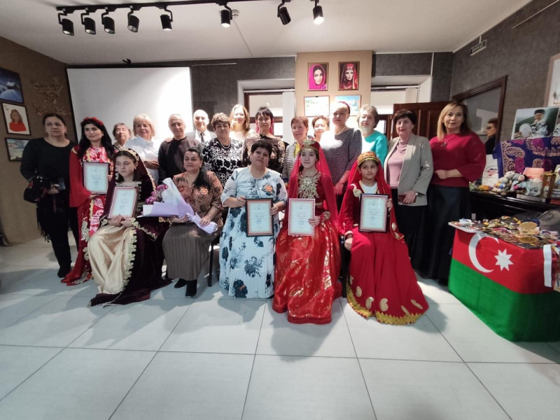 Krımda “Cəlil Nəcəbov adına Azərbaycan Milli-Mədəni Mərkəz”in sədri,dəyərli xanım Arifə Muxtarovanın doğum günü qeyd olundu.