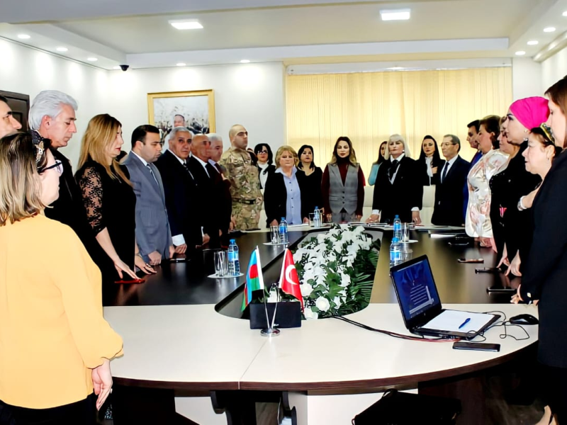 Carçı jurnalının təsisçisi və baş redaktoru, Yasamal rayonu Qadınlar cəmiyyətinin sədri Gülnarə Əmirquliyevanın təşkilatçılığı ilə Fevralın 7 si Heydər Əliyev mərkəzində tədbir keçirilib.