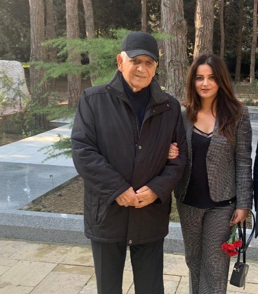 Xalq şairi Nəriman Həsənzadə