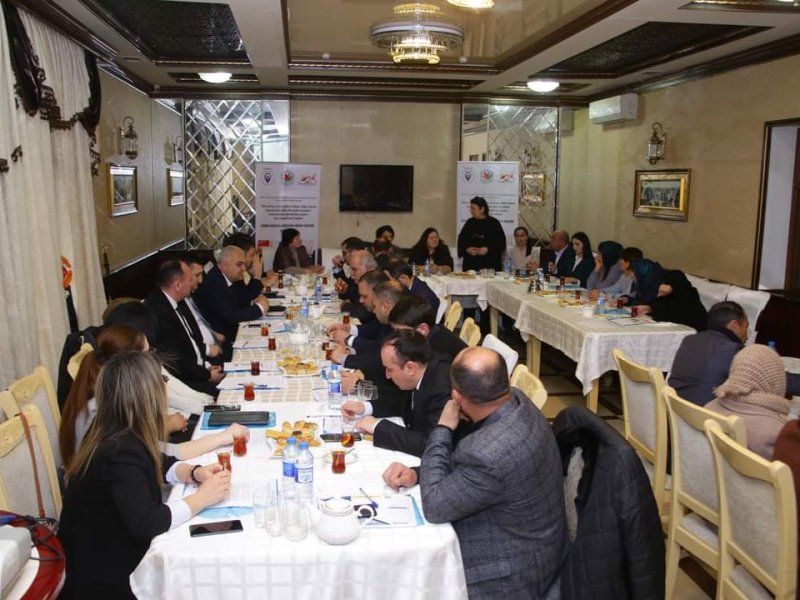 Quba rayonunda "İctimai yerlərdə əlilliyi olan qadın və qızlara qarşı psixoloji və emosional zorakılığ" mövzusunda tədbir keçirilib.
