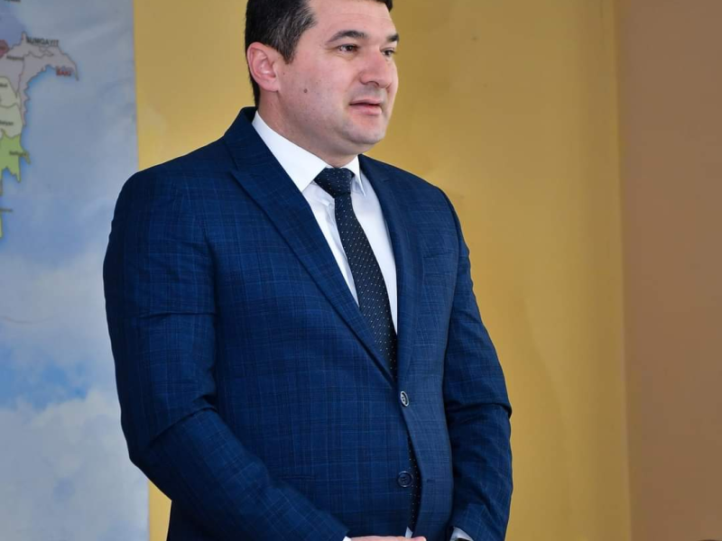ŞABRAN ŞƏHƏRİ 4 SAYLI TAM  ORTA MƏKTƏBƏ YENİ DİREKTOR TƏYİN OLUNDU.