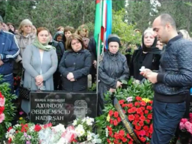 Aprel döyüşlərindən döyüşlərindən 7 il ötür.