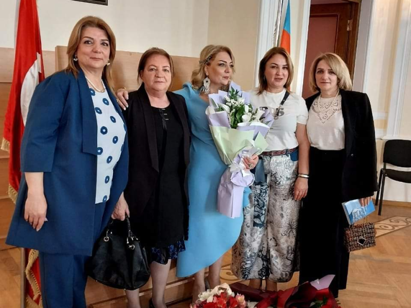 Bir neçə gün öncə Atatürk Mərkəzində, yazıçı-publisist Sevinc Ağa Xəlilqızının "Sevgi yelkəni" adlı yeni romanının təqdimatı yüksək səviyyədə keçirildi.