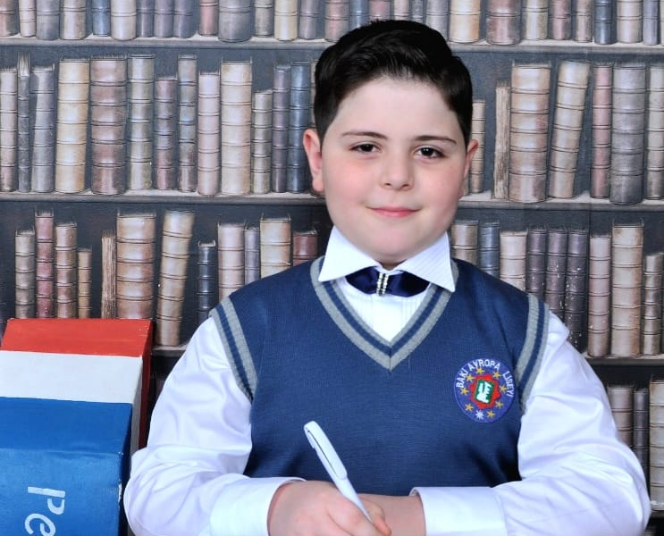 TƏBRİK EDİRƏM!