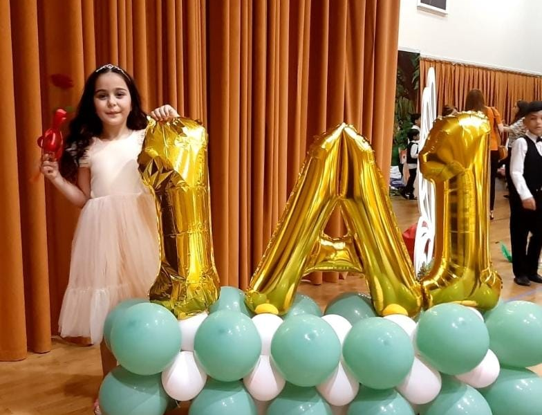 Bakı Avropa Liseyində 1 "a1" sinifinin fidanlarının əlifba bayramı çox gözəl şəkildə keçirildi.