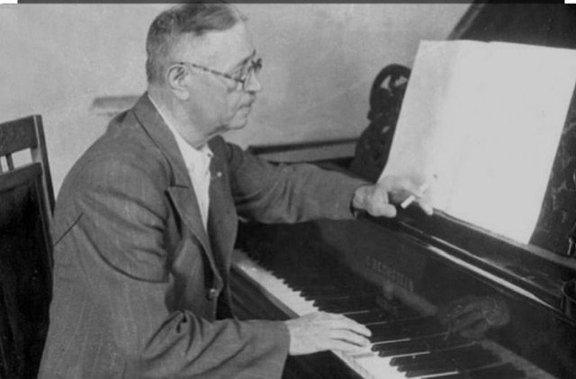 18 sentyabr Azərbaycanda Milli Musiqi günü və dahi bəstəkar Üzeyir Hacıbəyovun doğum günü qeyd olunur.