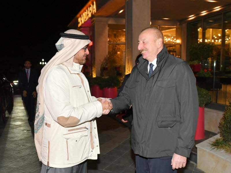 Birləşmiş Ərəb Əmirliklərinin Prezidenti Şeyx Məhəmməd bin Zayed Əl Nəhyanın rəsmi qarşılanma mərasimi olub