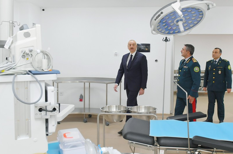 Prezident Bakıda DSX-nin yeni hərbi hospital kompleksinin açılışında iştirak edib
