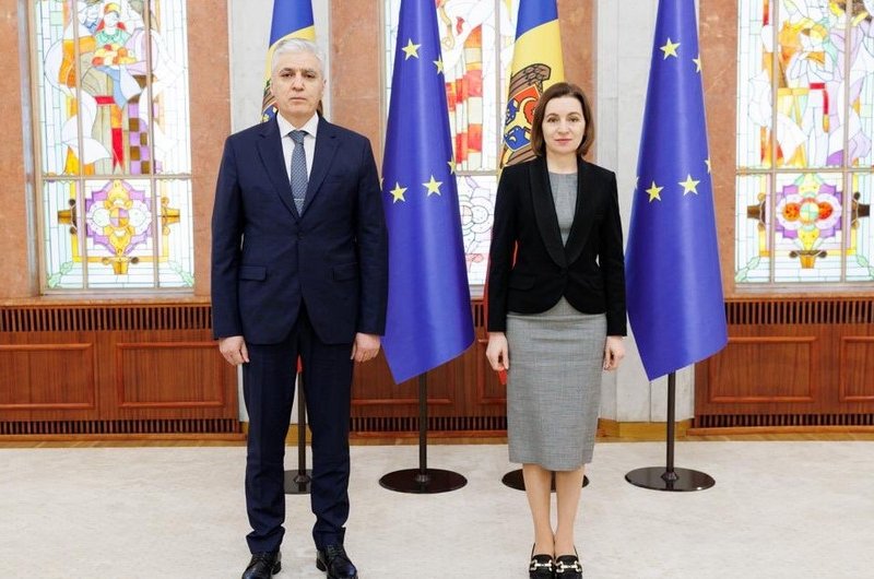 Azərbaycanlı səfir etimadnaməsini Moldova Prezidentinə təqdim edib