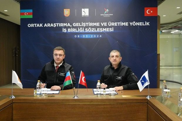 Müdafiə Nazirliyi ilə Türkiyənin “BAYKAR” şirkəti arasında müqavilə imzalanıb - FOTO/VİDEO