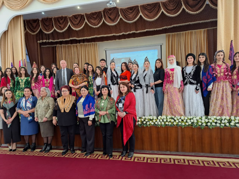SDU-da milli kəlağayımızın təbliğinə həsr olunmuş “Sazlı sözlü kəlağayı günləri” tədbiri keçirildi