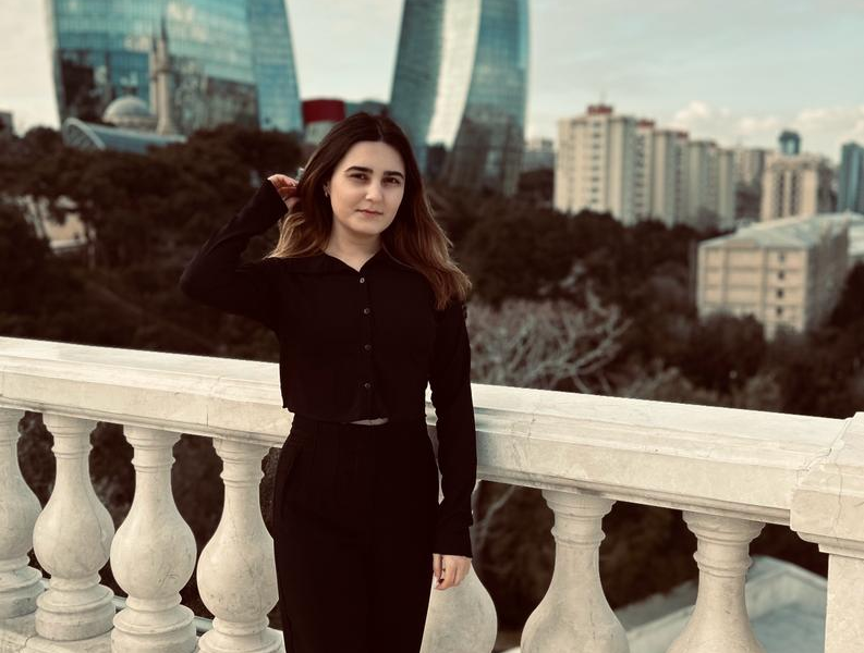 TƏBRİK EDİRİK