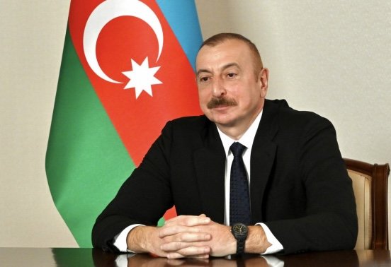 Prezidentlərin geniş tərkibdə görüşü başladı