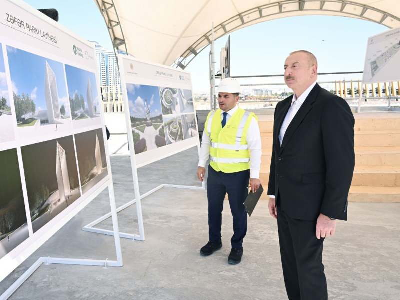 Prezident İlham Əliyev Bakıda Zəfər parkında aparılan tikinti işləri ilə tanış olub - FOTO