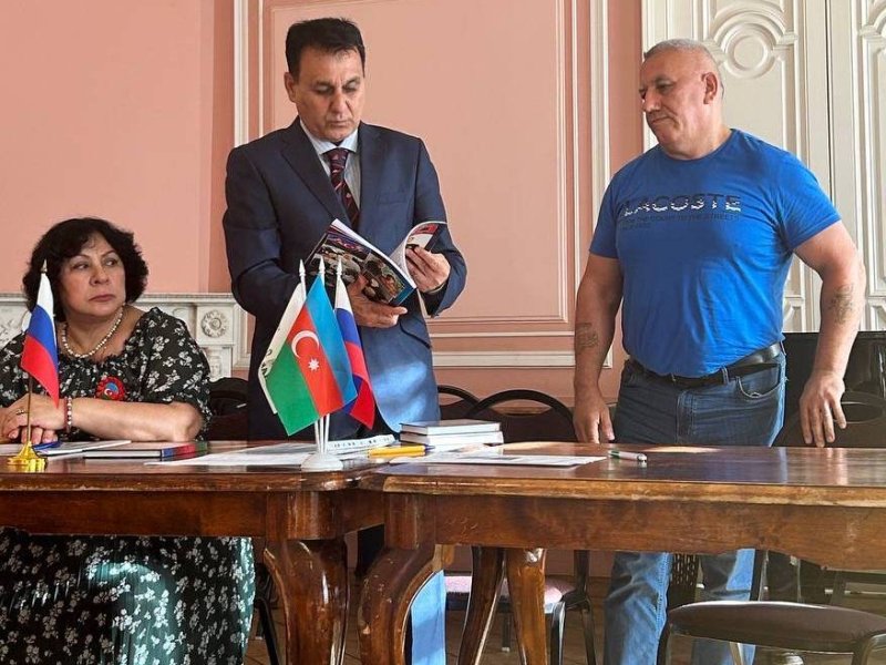 “Dünya Azərbaycanlılaın Həmrəyliyinə Dəstək” ictimai birliyi , Rusiya Federasiyasının Sankt-Peterbuq şəhərində tədbir keçirmişdir